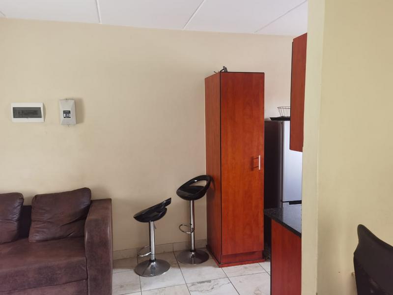 2 Bedroom Property for Sale in Waterval East North West